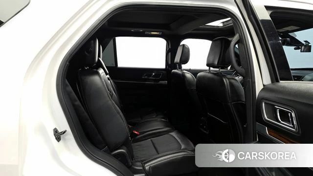 Ford Explorer 2018 Белый из Кореи, фото 3