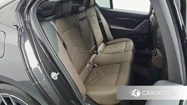 BMW 5 Series (G60) 2025 Серый из Кореи, фото 3