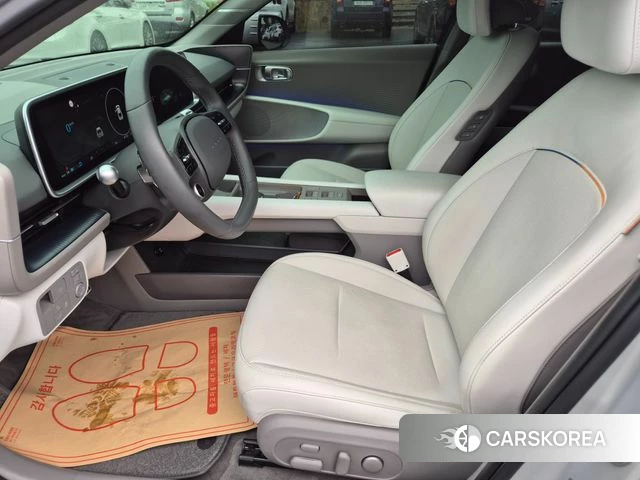Hyundai Ionic 6 2023 Серебристо-серый из Кореи, фото 3