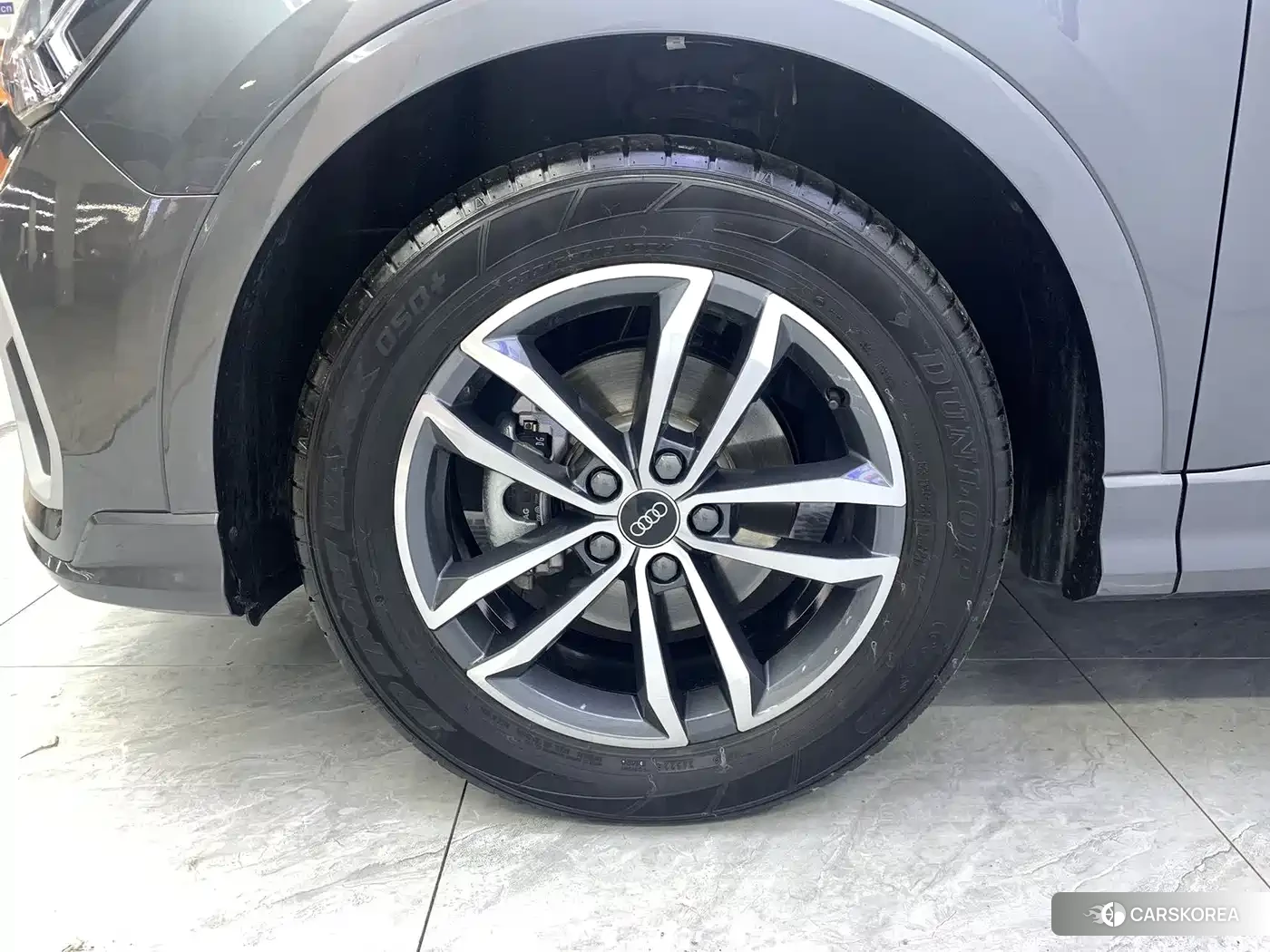 Audi Q3 2023 Silver/gray из Китая, фото 3