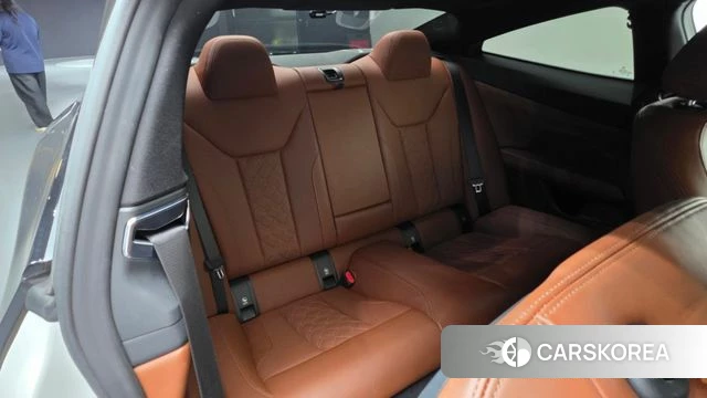 BMW 4 Series (G22) 2023 Черный из Кореи, фото 3