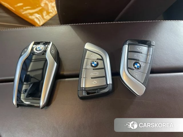 BMW 5 Series (G30) 2018 Черный из Кореи, фото 3