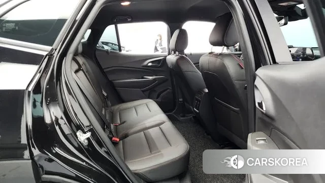 Chevrolet (GM Daewoo) Trax Crossover 2024 Черный из Кореи, фото 3