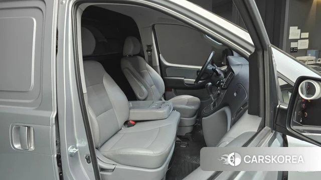 Hyundai The New Grand Starex 2021 Серебряный из Кореи, фото 3