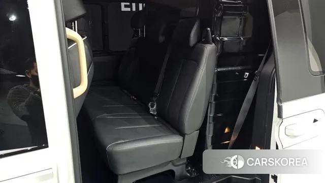 Hyundai Staria 2024 Белый из Кореи, фото 3