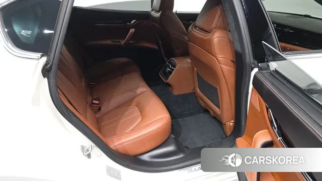 Maserati Quattroporte 2018 Белый из Кореи, фото 3