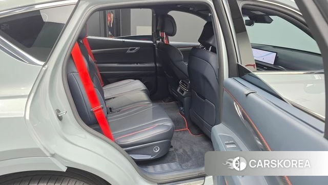 Genesis GV80 Coupe 2024 Серебристо-серый из Кореи, фото 3