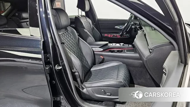 Genesis GV70 2021 Черный из Кореи, фото 3