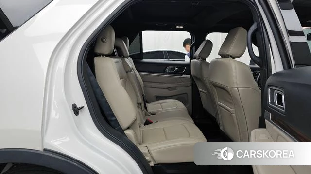 Ford Explorer 2018 Белый из Кореи, фото 3