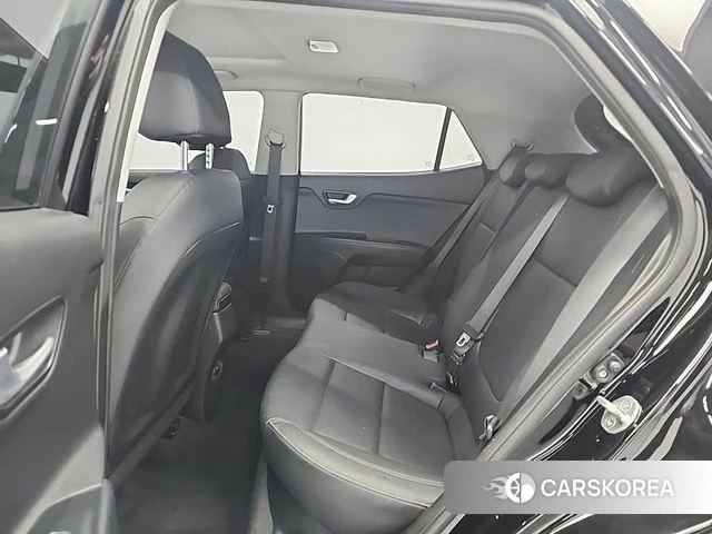 Kia Stonic 2018 Черный из Кореи, фото 3