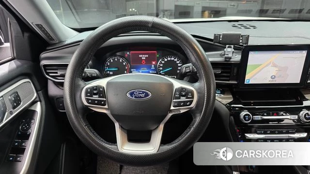 Ford Explorer 6th Generation 2021 Белый из Кореи, фото 3