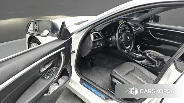 BMW 4 Series (F32) 2018 Белый из Кореи, фото 3