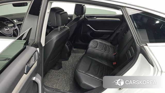 Volkswagen Arteon 2019 Белый из Кореи, фото 3
