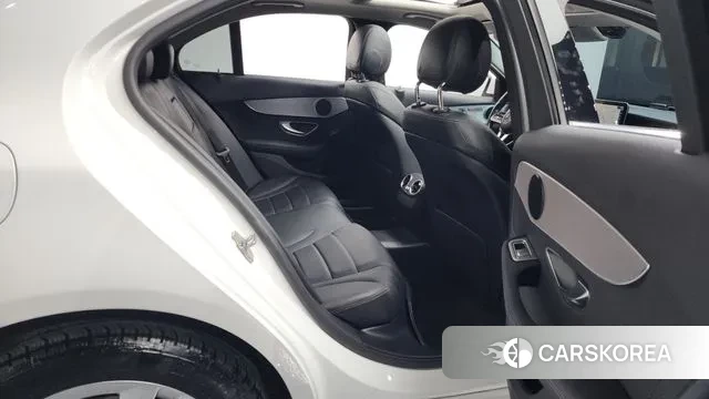 Mercedes-Benz C-Class W205 2020 Белый из Кореи, фото 3