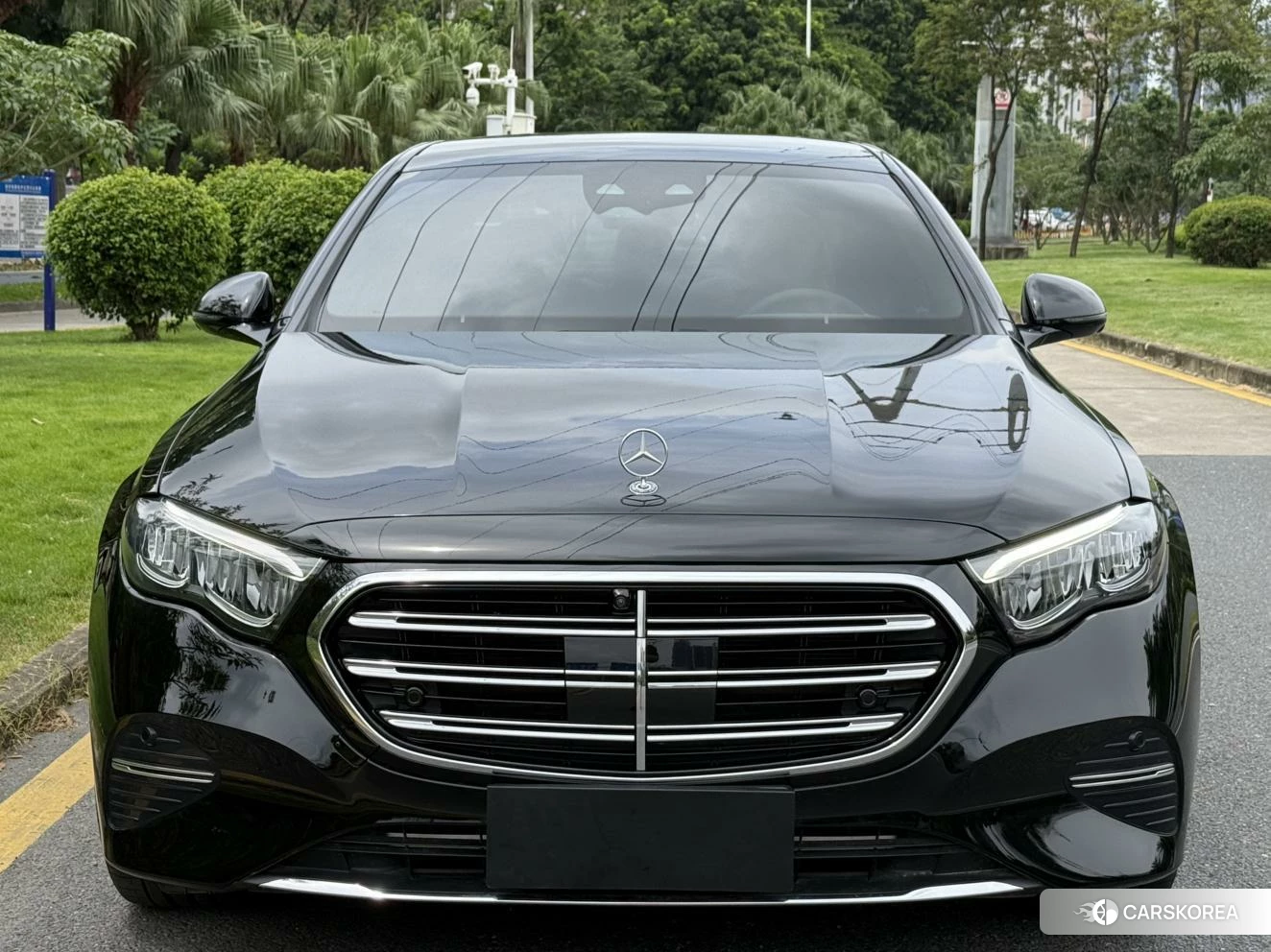 Mercedes-Benz E-Class 2024 Черный из Китая, фото 3