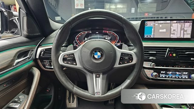 BMW 5 Series (G30) 2020 Белый из Кореи, фото 3