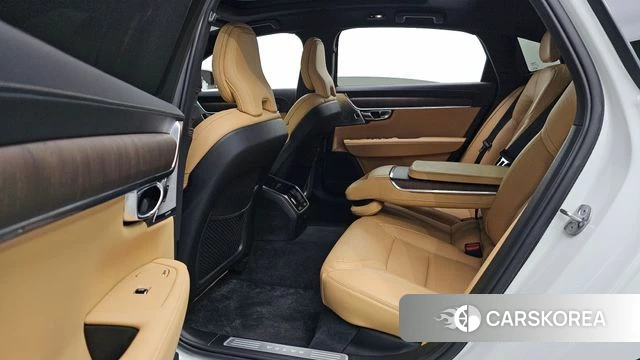 Volvo S90 2023 Белый из Кореи, фото 3