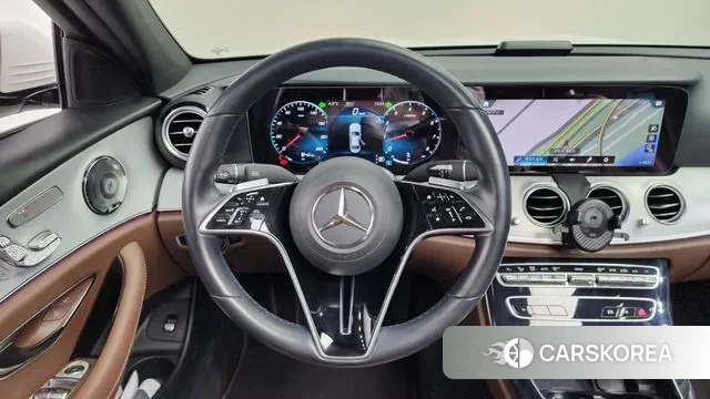 Mercedes-Benz E-Class W213 2021 Белый из Кореи, фото 3
