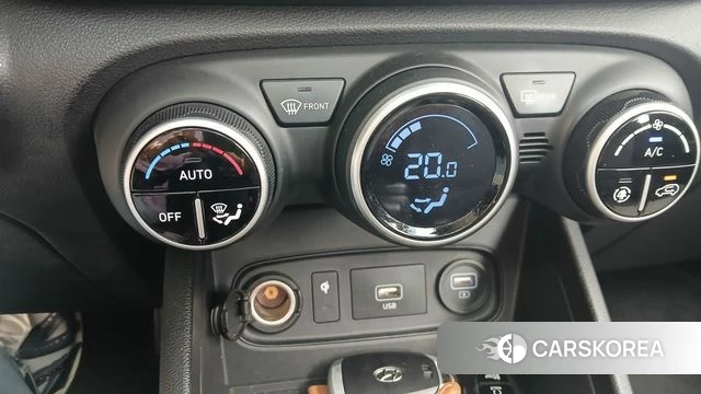 Hyundai Venue 2019 Красный из Кореи, фото 3