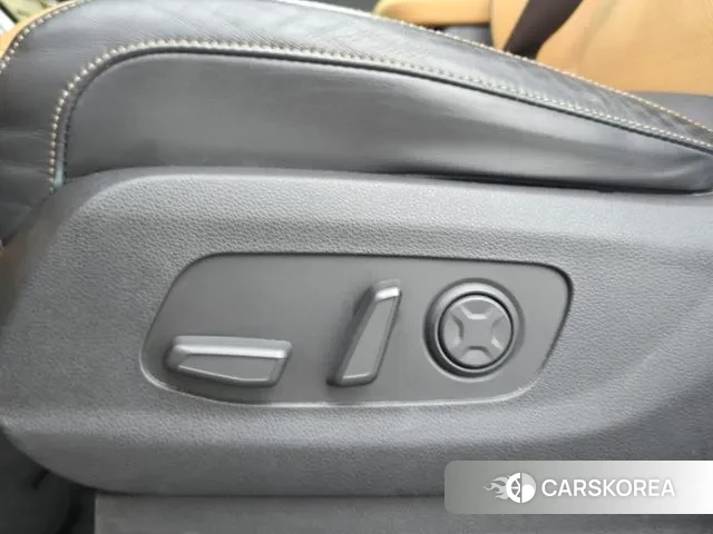 Kia Carnival 4th generation 2020 Белый из Кореи, фото 3