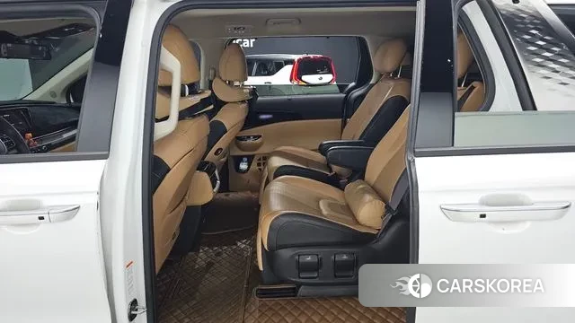 Kia Carnival 4th generation 2022 Белый из Кореи, фото 3