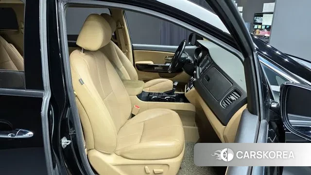 Kia The New Carnival 2018 Черный из Кореи, фото 3