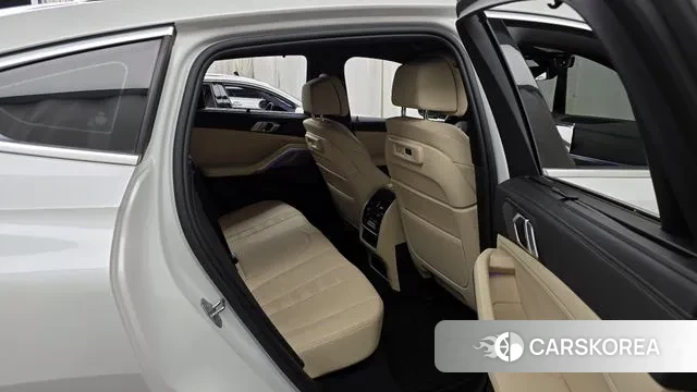 BMW X6 (G06) 2021 Белый из Кореи, фото 3