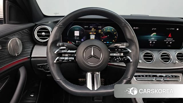 Mercedes-Benz E-Class W213 2022 Белый из Кореи, фото 3
