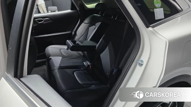 Kia Sportage 5th Generation Hybrid 2022 Белый из Кореи, фото 3