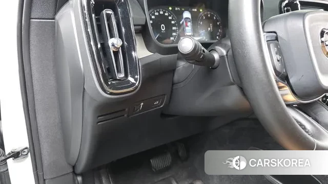 Volvo XC40 2020 Белый из Кореи, фото 3