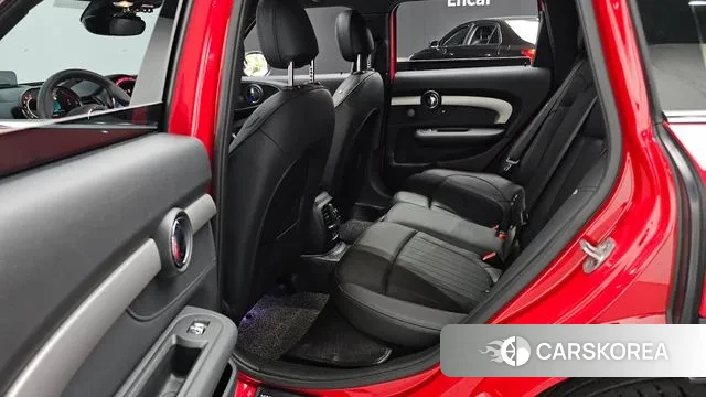 Mini Cooper S Clubman 2023 Красный из Кореи, фото 3