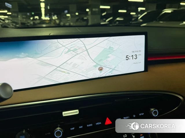Genesis GV70 2024 Серебристо-серый из Кореи, фото 3