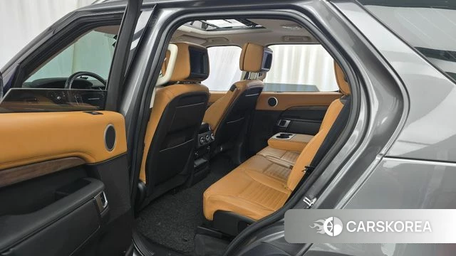 Land Rover Discovery 5 2018 Серый из Кореи, фото 3