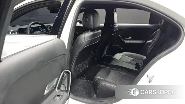 Mercedes-Benz A-Class W177 2020 Белый из Кореи, фото 3