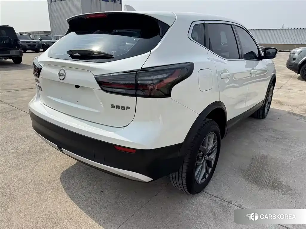 Nissan Qashqai 2025 Белый из Китая, фото 3