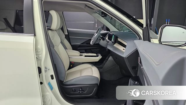 Ssangyong Torres EVX 2024 Белый из Кореи, фото 3