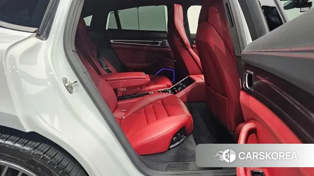 Porsche Panamera (971) 2023 Белый из Кореи, фото 3