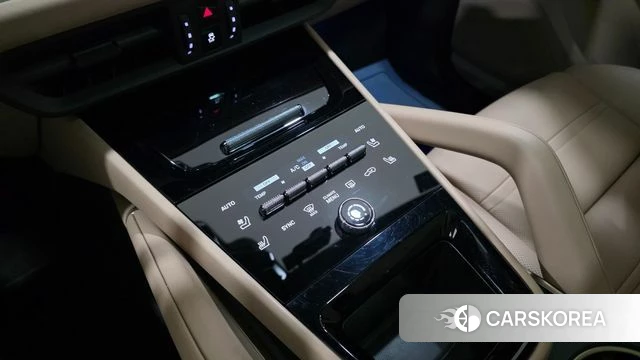 Porsche Cayenne (PO536) 2025 Белый из Кореи, фото 3