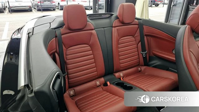 Mercedes-Benz C-Class W205 2018 Черный из Кореи, фото 3