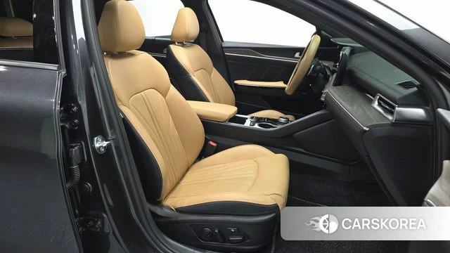 Kia K5 3rd generation 2023 Серый из Кореи, фото 3