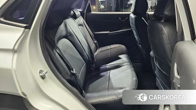 Hyundai Kona 2018 Белый из Кореи, фото 3