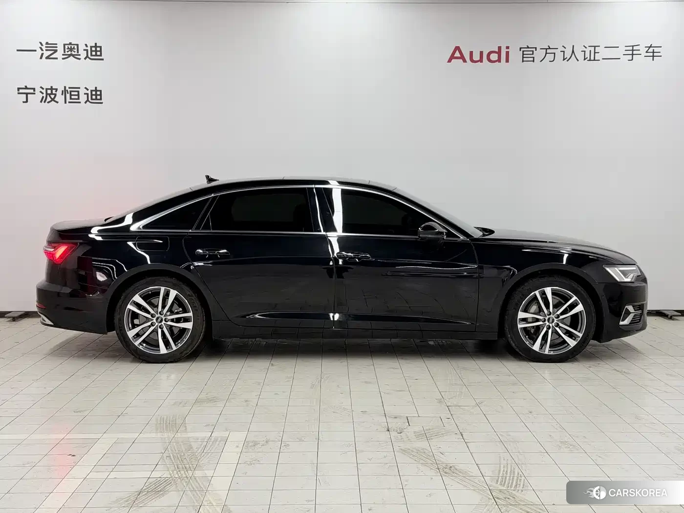 Audi A6L 2024 Черный из Китая, фото 3