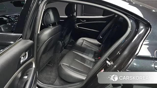 Genesis G70 2018 Черный из Кореи, фото 3