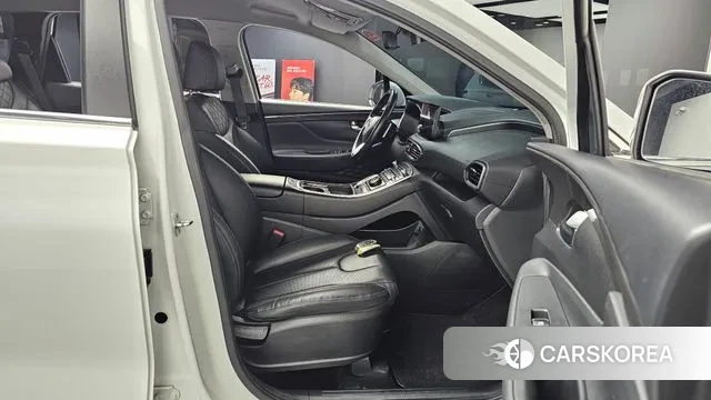 Hyundai The New Santa Fe 2022 Белый из Кореи, фото 3