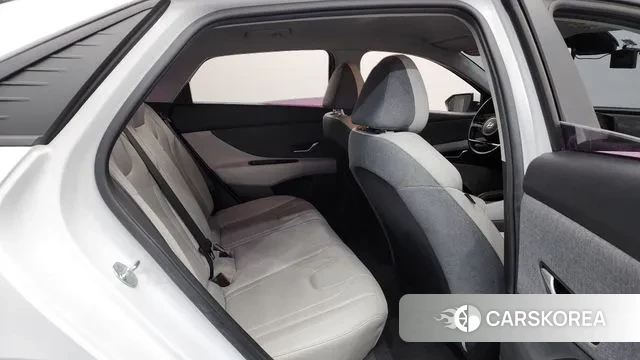 Hyundai Avante (CN7) 2021 Белый из Кореи, фото 3