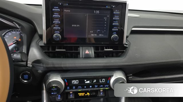 Toyota RAV4 5th Generation 2019 Белый из Кореи, фото 3