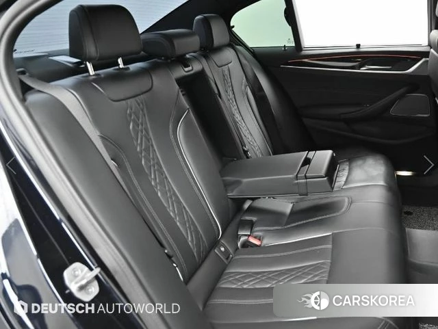 BMW 5 Series (G30) 2022 Черный из Кореи, фото 3