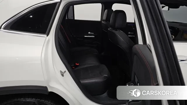 Mercedes-Benz GLA - Class H247 2021 Белый из Кореи, фото 3