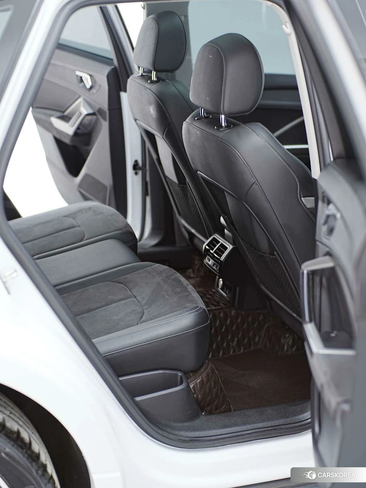 Audi Q3 2021 Белый из Китая, фото 3