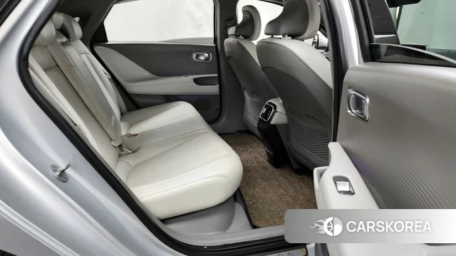 Hyundai Ionic 6 2023 Песочный из Кореи, фото 3